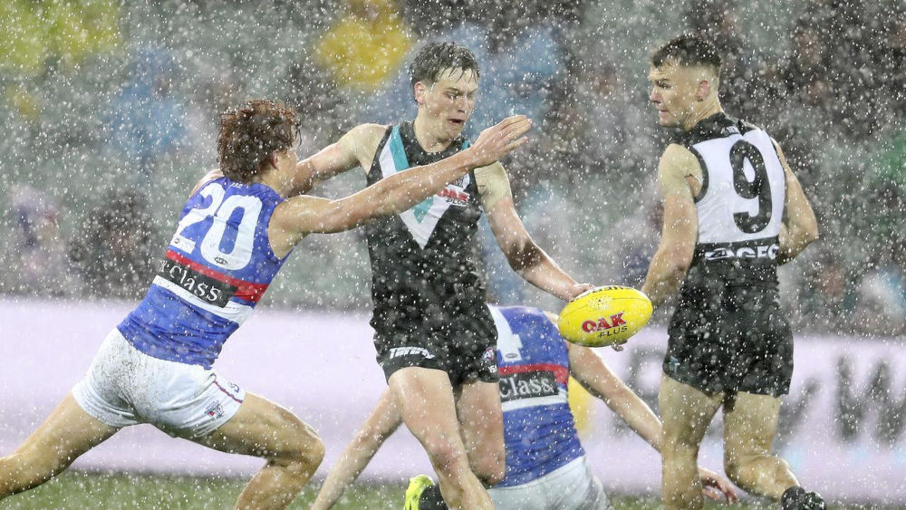 AFL wet weather
