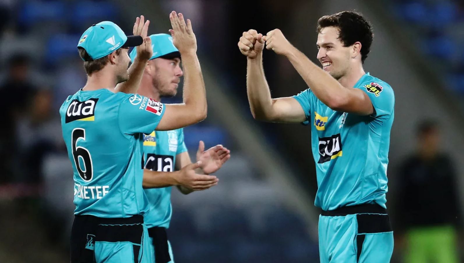 BBL10 Fantasy Tips: Heat v Strikers 