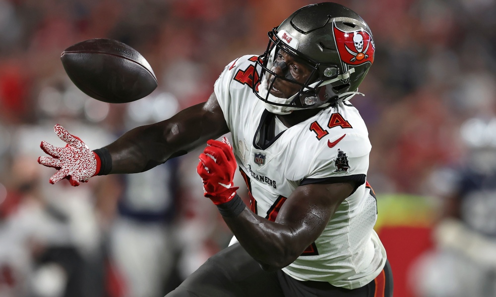 NFL 2021-22 Daily Fantasy Tips: Buccaneers v Giants